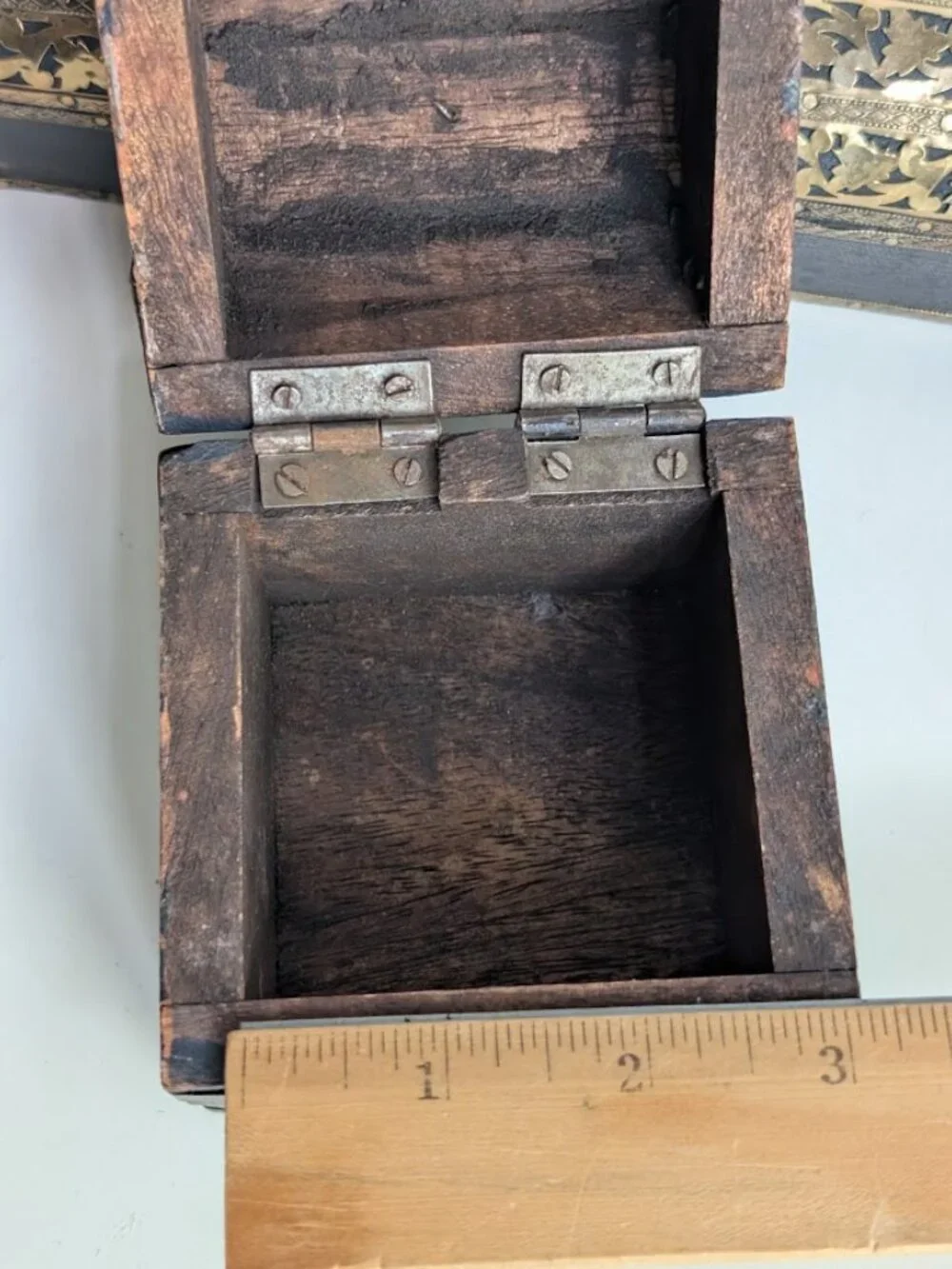 Small Treasure Chest Old Hand Crafted Metal Fitted Storage Box Keepsake Box A